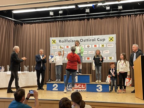 Gesamtsiegerehrung Raiffeisen Osttirol Cup Alpin 2023/24